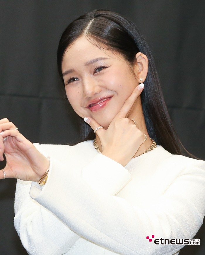 [ET포토] 미미, '빵순이의 행복한 미소'