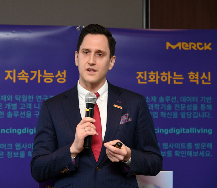 벤자민 하인 머크 신임 일렉트로닉스 사업부 CEO. 〈사진 머크 제공〉