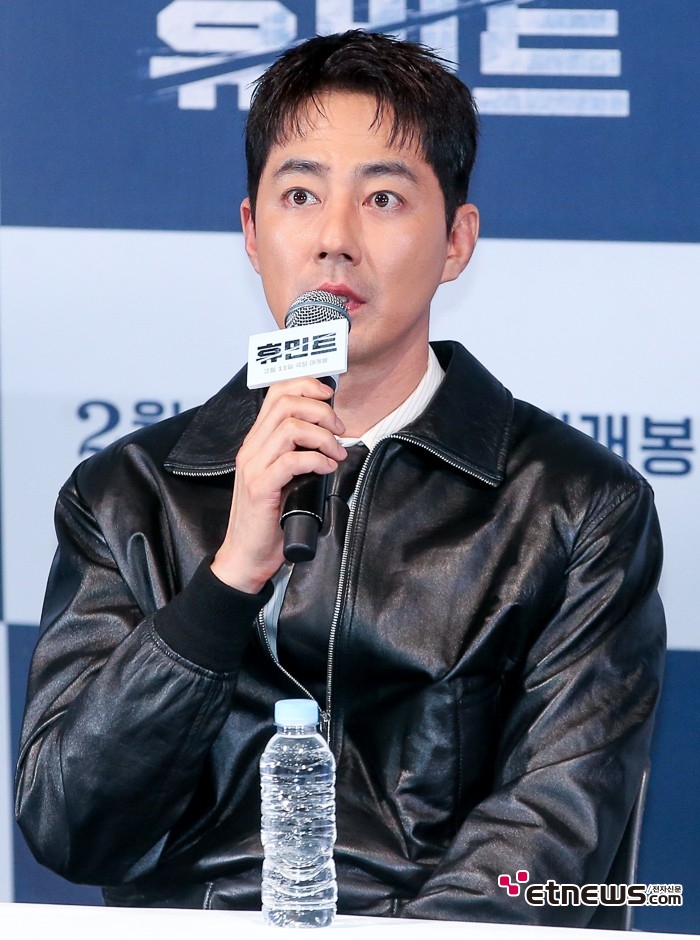 [ET포토] 조인성, '두눈은 크게 뜨고'