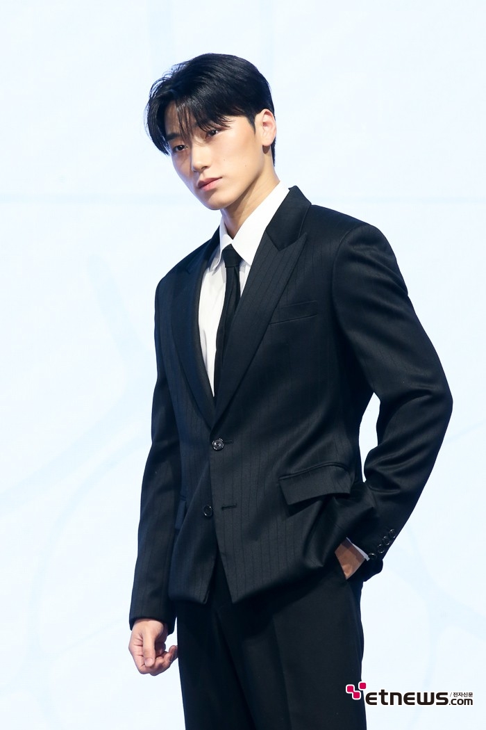 [ET포토] 에이티즈 산, '폭발하는 포스'