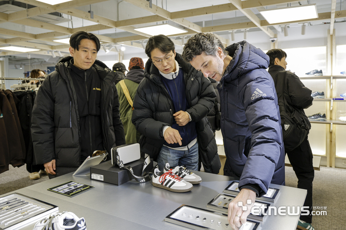 [포토] 아디다스, '아디다스 퍼포먼스 서촌' 팝업스토어 오픈