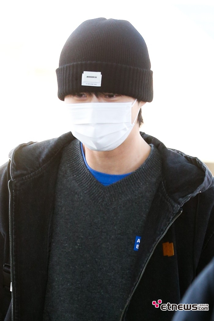 [ET포토] 변우석, '비니에 마스크'