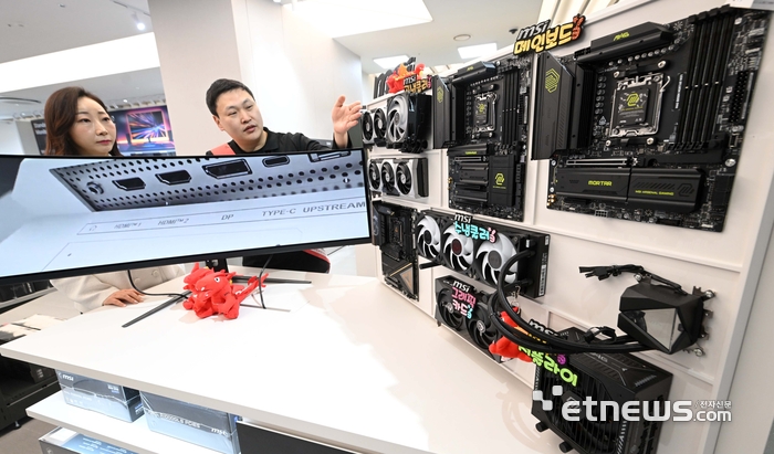 [포토] 리뉴얼된 롯데하이마트 잠실점의 커스텀 PC 전문관