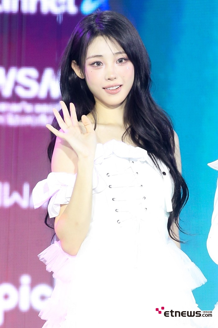 [ET포토] QWER 히나, '마네킹인지 사람인지'