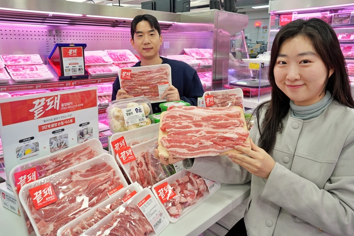 롯데마트, 수입 돼지고기 전 품목 행사 '끝돼 DAY' 개최