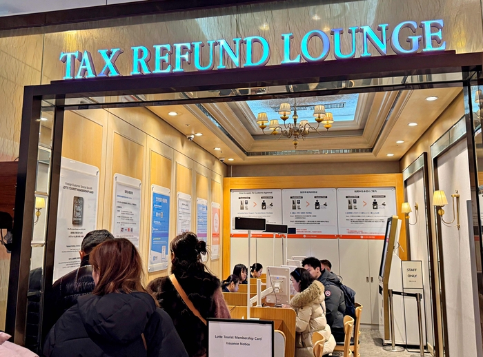 롯데백화점, 외국인 매출 급증…““역대급 춘절 특수”