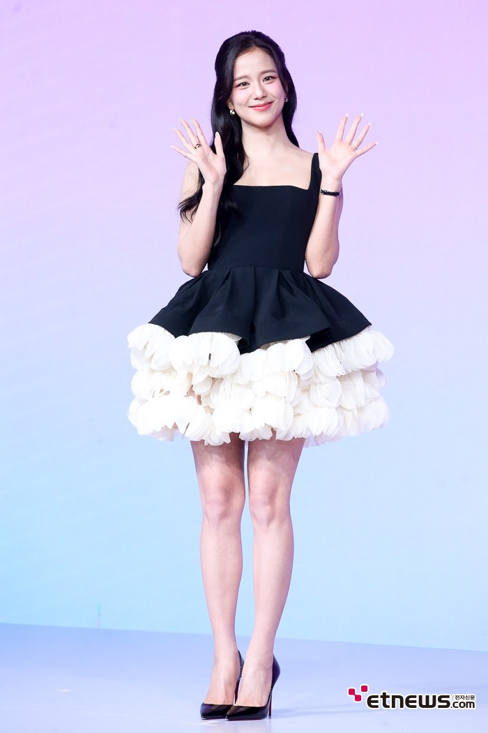 [ET포토] 지수, '생애 첫 로코 연기'