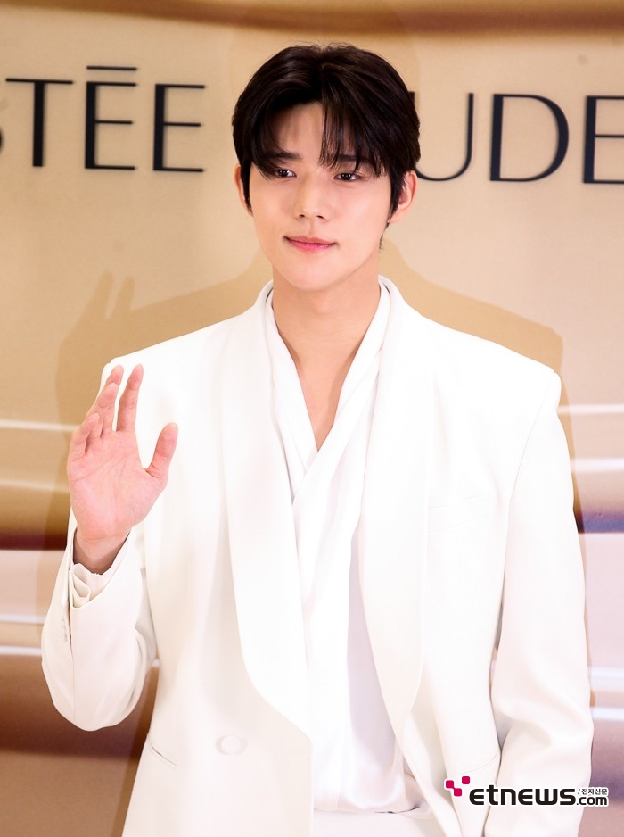 [ET포토] 문상민, '여심 설레게 만드는 미소'