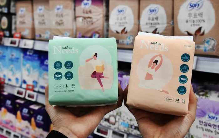 홈플러스, 개당 '99원' 초저가 생리대 판매