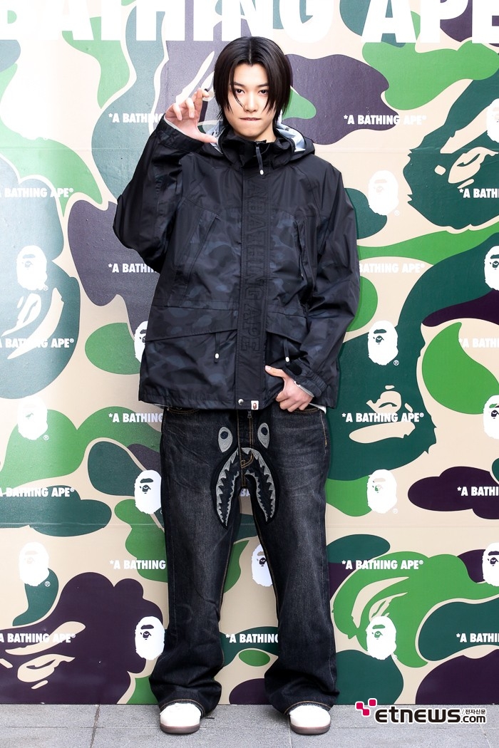 [ET포토] 롱샷 루이, '힙한 청청패션'