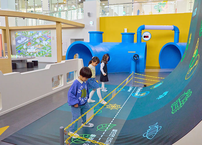 '도시에 살아요'. 장소: 상설전시 2. / 국립어린이박물관