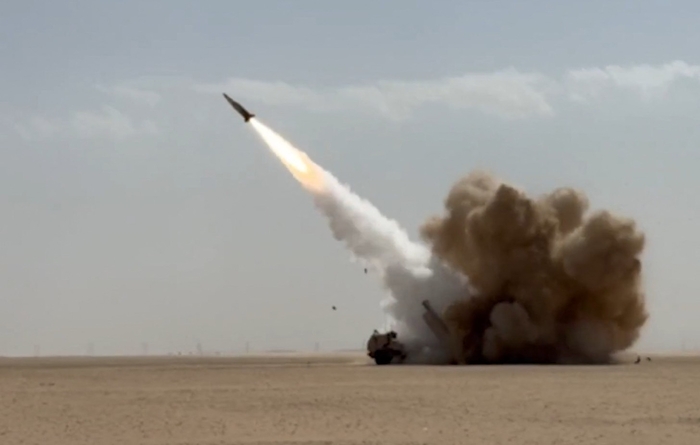 중동 지역 미군을 지휘하는 미 중부사령부가 공개한 신형 미사일 '프리즘'(PrSM) 발사 장면. 사진=AFP 연합뉴스 / 미 중부사령부(CENTCOM)