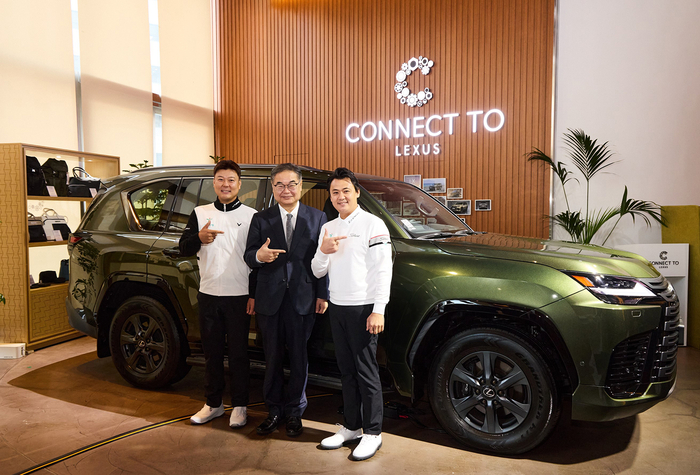 렉서스코리아, 박상현·함정우 선수와 홍보대사 계약 연장