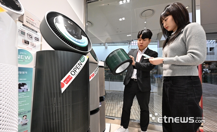 [포토] 봄철 필수품이 된 공기청정기