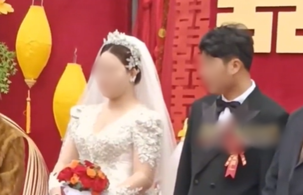 중국에서 재혼 가정의 의붓남매가 부모의 주선으로 부부의 연을 맺어 화제가 되고 있다. 사진= 더우인