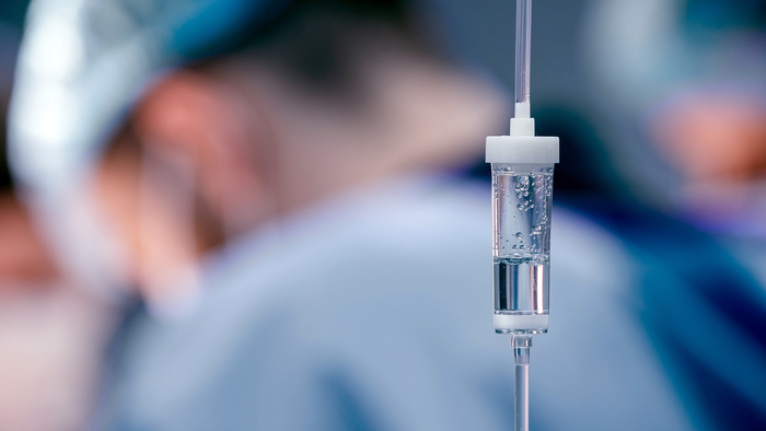 중국에서 젤 네일 때문에 응급 치료가 지연될 뻔한 사례가 알려지며 온라인에서 화제가 되고 있다. 사진=게티이미지