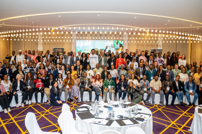 아프리카 청년 일자리 정책 지식교류 플랫폼 행사 단체 사진