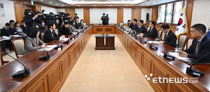 [포토] 김민석 “정부, UN AI허브 유치 나선다”