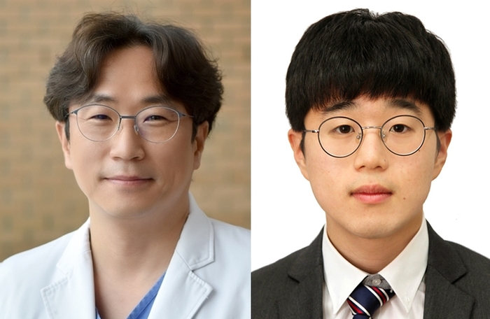 황의창 교수(왼쪽)와 임의찬 전공의.