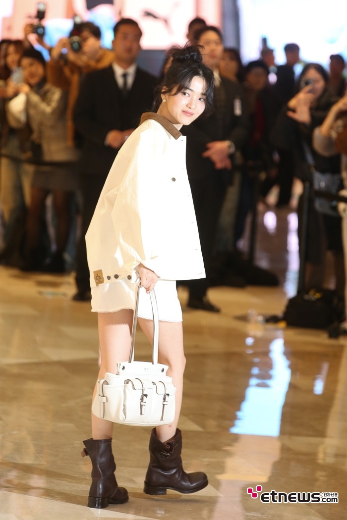 [ET포토] 김태리, '돌아만 봐도'