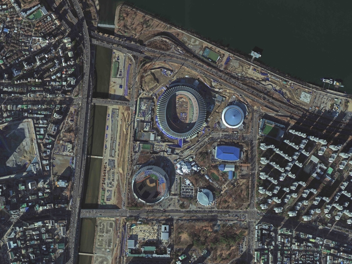 다목적실용위성 7호를 통해 촬영한 잠실 올림픽 경기장 모습. (우주청 제공)