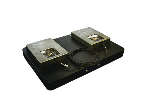 아비세나 512Gbps 마이크로LED 광 인터커넥트 평가 키트 '라이트번들 이키트(eKit)'. 〈사진 아비세나〉