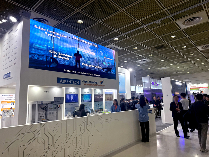 어드밴텍케이알이 AW 2026에 선보인 부스