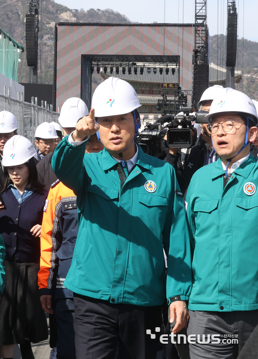 [포토] BTS 공연장 살펴보는 오세훈 시장