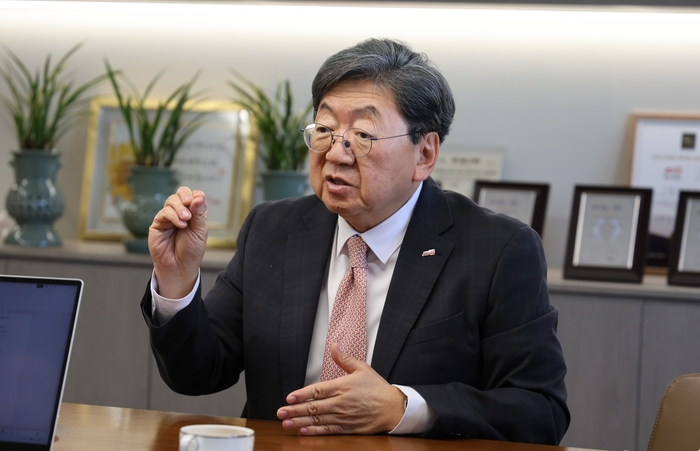 이남식 재능대 총장은 “평생에 걸쳐 새로운 직무에 맞는 교육을 받는 시대가 왔다”고 강조했다. (사진=재능대)