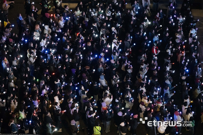 [포토] 아미가 함께하는 BTS 컴백 공연