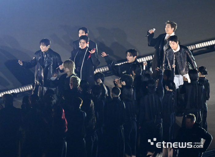 [포토] 왕의 길을 걷는 방탄소년단