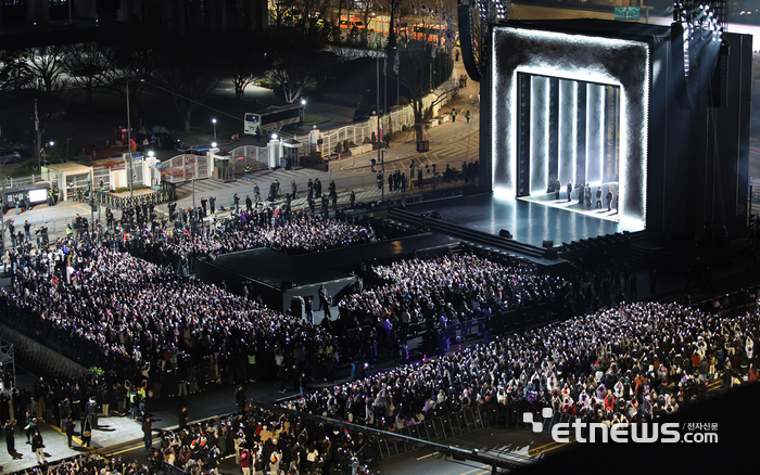 [포토] 등장한 BTS