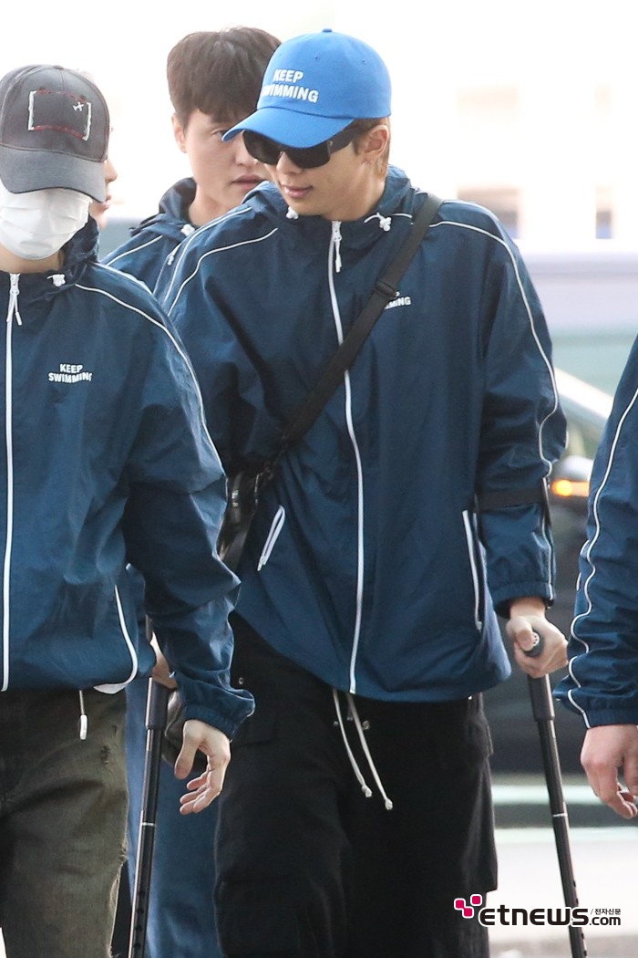 [ET포토] BTS RM, '팬들 안심 시키는 밝은 모습'
