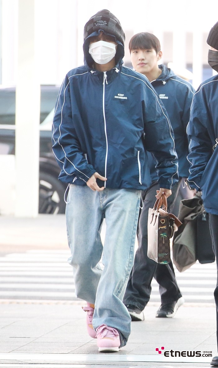 [ET포토[ BTS 제이홉, '패피의 공항 런웨이'