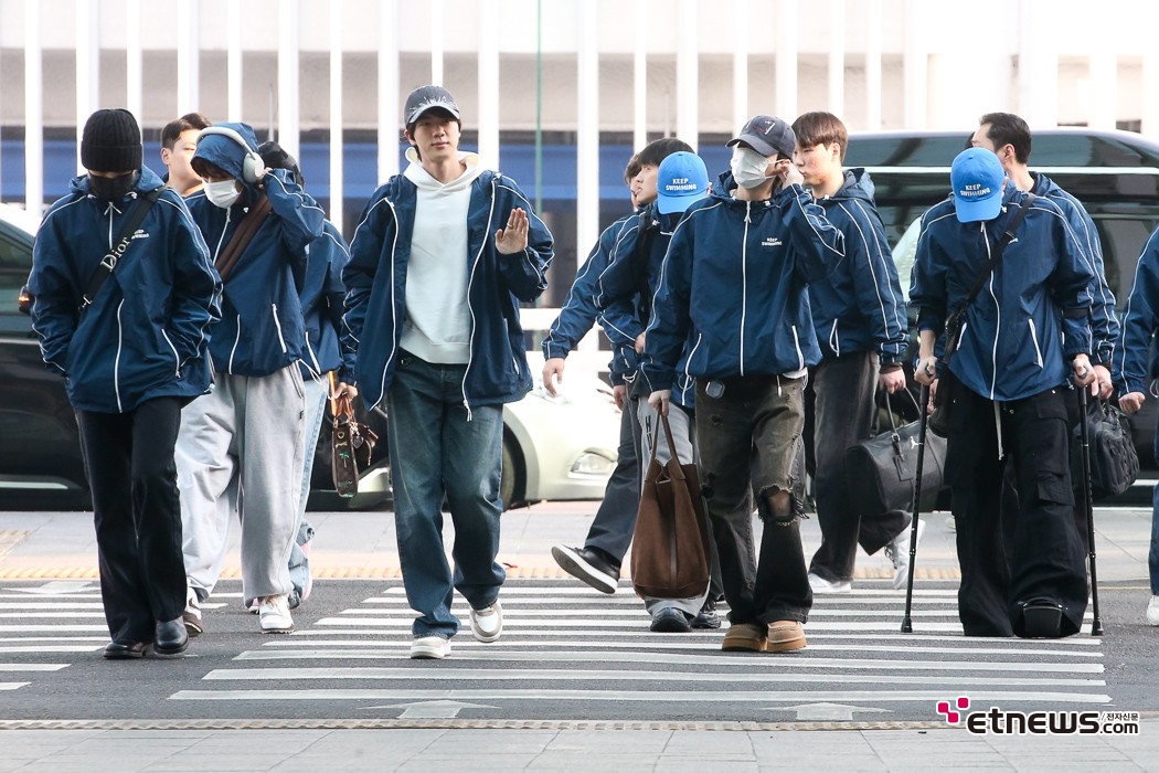 [ET포토] BTS, '지미 팰런쇼 참석차 뉴욕으로 출국'