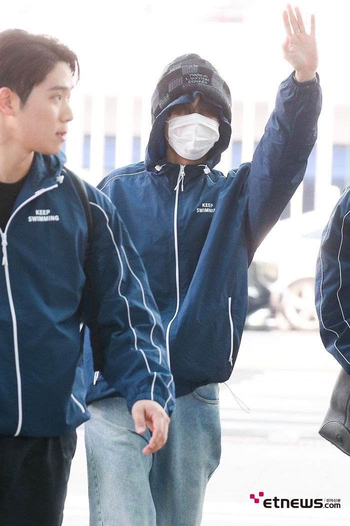 [ET포토] BTS 제이홉, '격한 반가움'