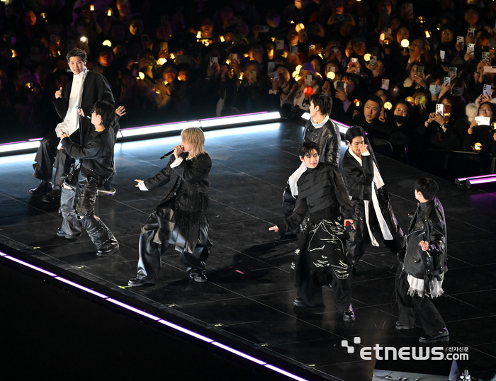 [포토] BTS,'음악에 몸을 맡겨'