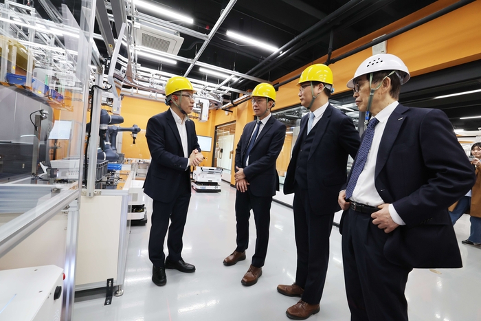 KAIST, 피지컬 AI 활용 무인공장 테스트베드 '카이로스' 구축