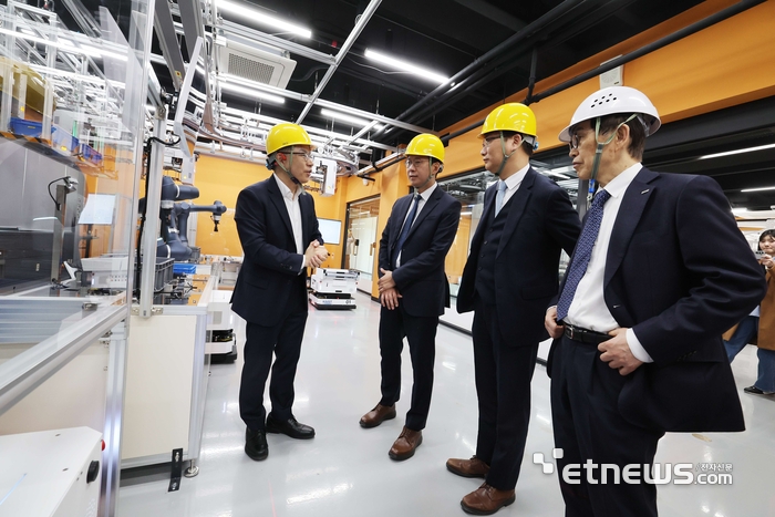 [포토] 카이스트, 피지컬 AI 테스트베드 '카이로스' 구축