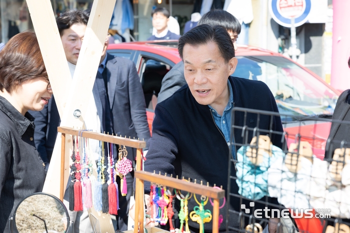 할인에 환급까지…수원시, 봄상권 깨우는 '새빛세일페스타' 개최