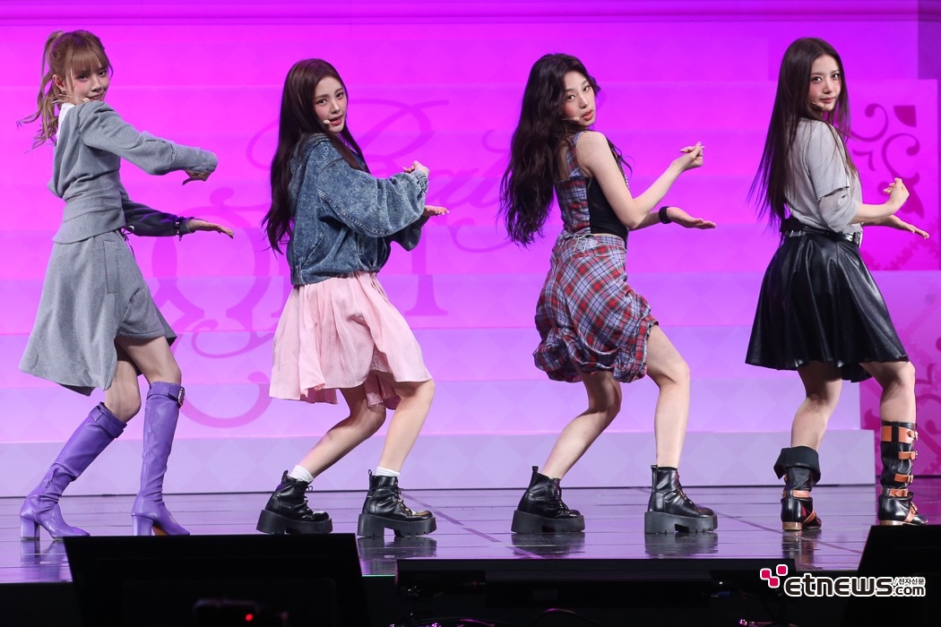 [ET포토] 베이비돈크라이, '흔들고 또 흔들고'