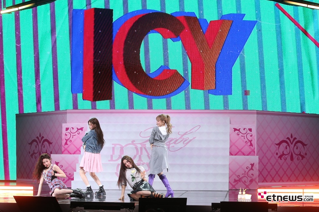 [ET포토] 베비이돈크라이, '귀에 척척 감기는 멜로디'