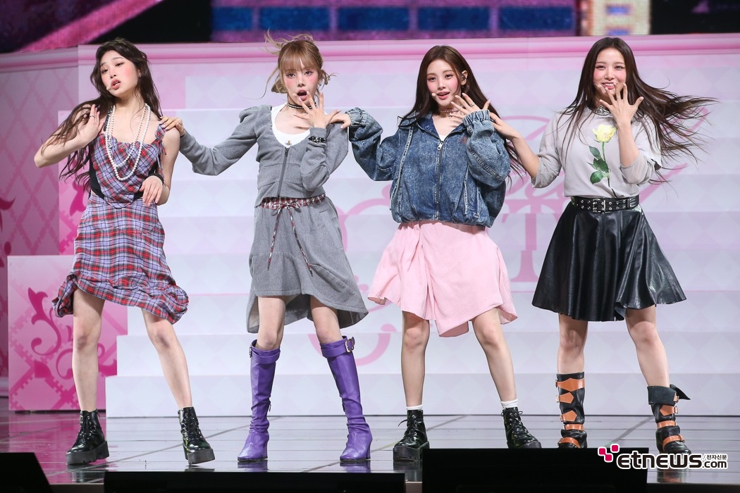 [ET포토] 베이비돈크라이, '뮤지컬 같은 표정연기'