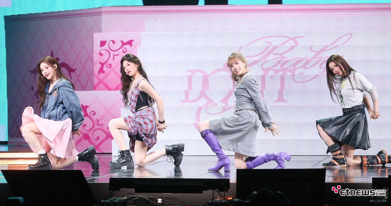 [ET포토] 베이비돈크라이, '시선고정 시키는 무대'