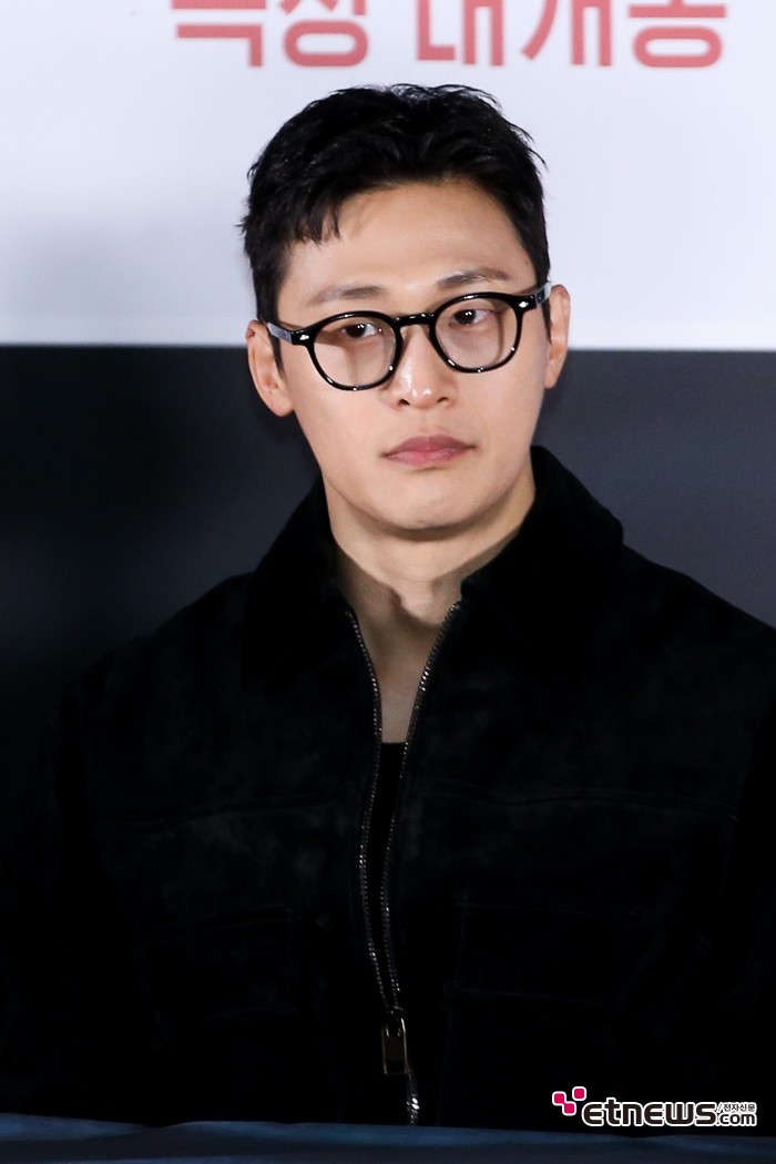 [ET포토] 오동민, '지적인 매력'