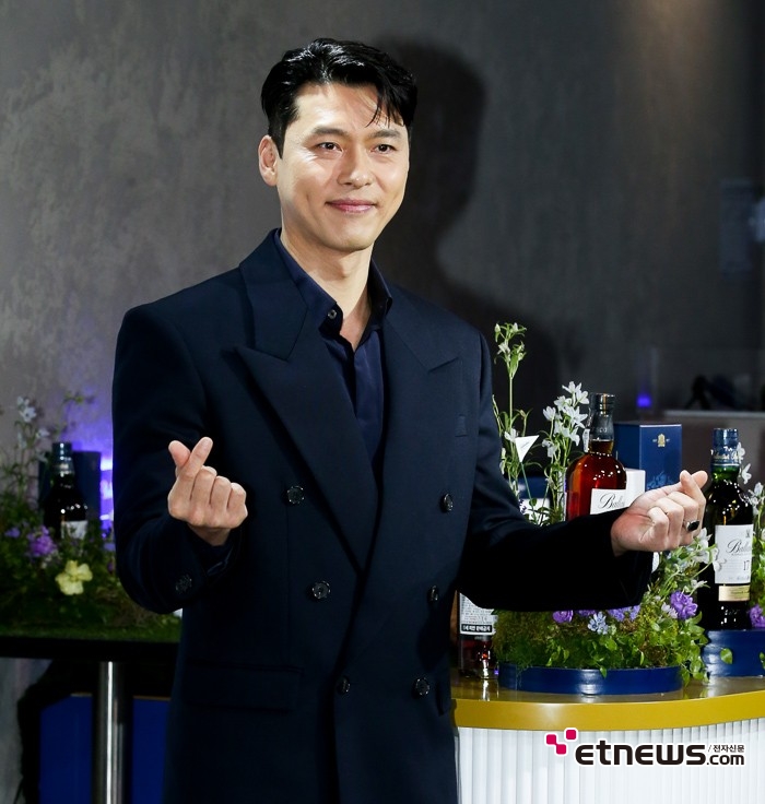 [ET포토] 현빈, '완전체 조각미남'