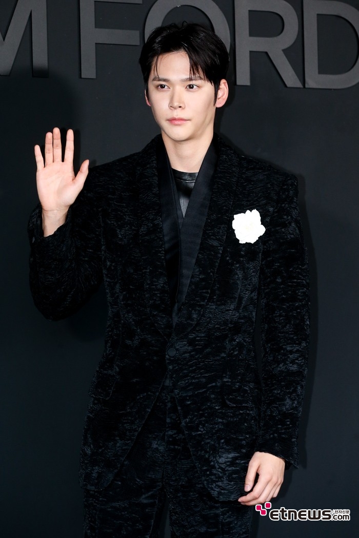 [ET포토] 라이즈 은석, '빛나는 조각 미남'