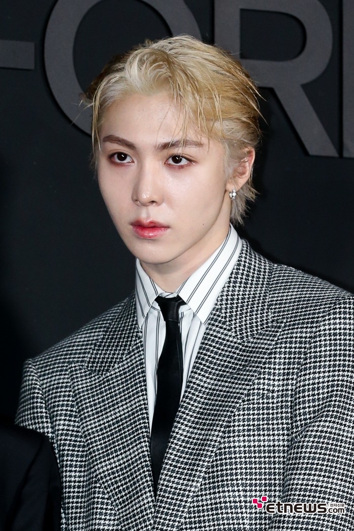 [ET포토] 올데이프로젝트 우찬, '새빨간 입술'