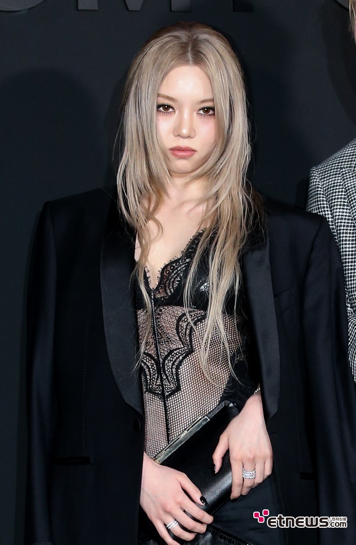 [ET포토] 올데이프로젝트 베일리, '시선 흡수하는 시스루'