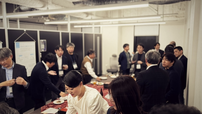 소프트캠프는 지난 25일 일본 법인 사무실 이전을 기념하는 현판식을 개최했다.